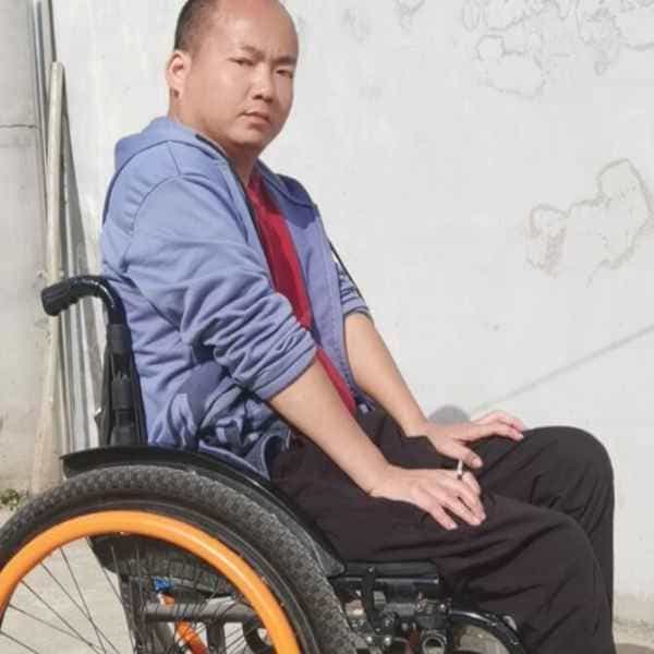 37岁岁陕西单身帅哥 - 开封吉缘网