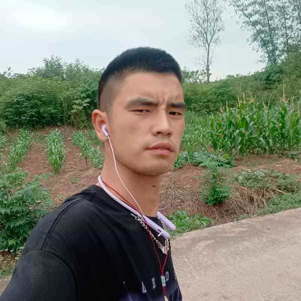 35岁岁四川单身帅哥 - 开封吉缘网