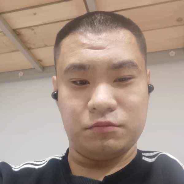 25岁岁山东单身帅哥 - 开封吉缘网